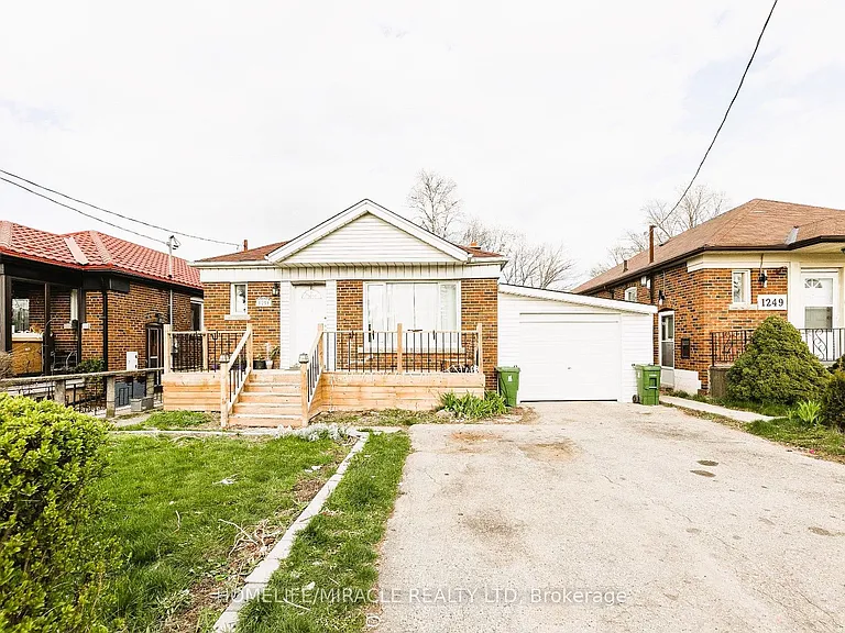 1251 Warden Ave #BASEMENT — Photo 10