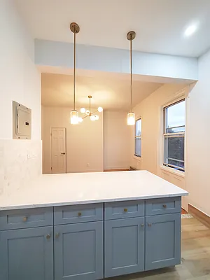 Rented by Realty 2000 Corp | media 5