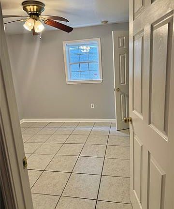 5th image of 2130 N Broad Ave #1A
