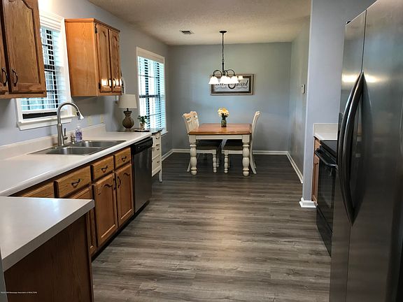 2nd image of 5955 Southridge Dr