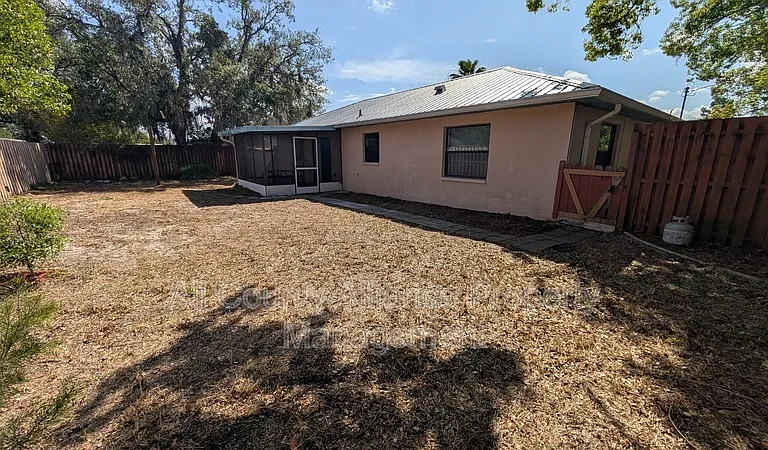 3441 Thunderbird Ave — Photo 20