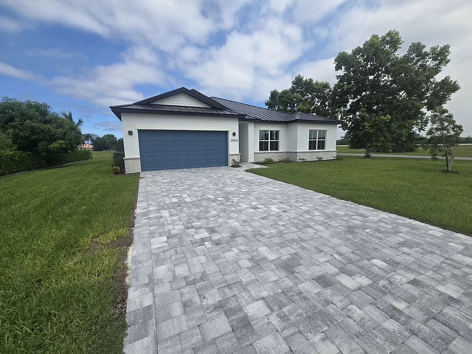 24504 Peppercorn Rd