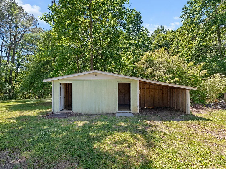 5128 Sunset Lake Rd — Photo 33