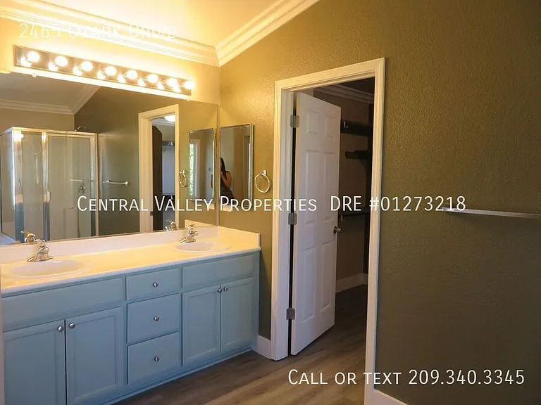 2465 Ozark Dr — Photo 18