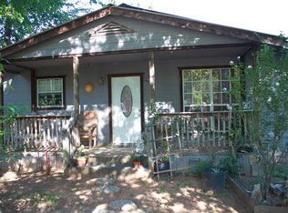205 Hardeman St, Smithville, TX 78957