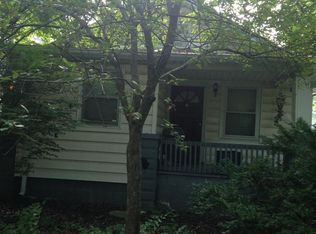 1424 N 28th St, Springfield, IL 62702