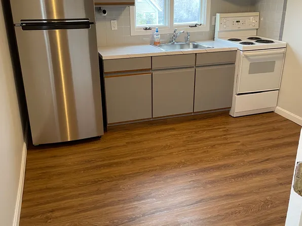 15 Bennett St Floor 3, Taunton, MA 02780