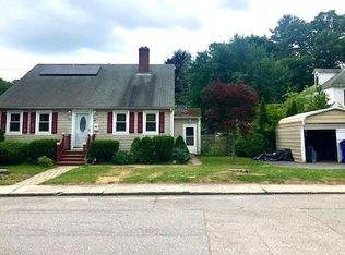 99 Harbour Ave, West Warwick, RI 02893