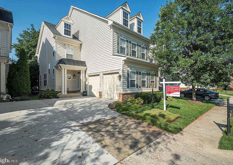1st image of 14933 Southern Crossing St