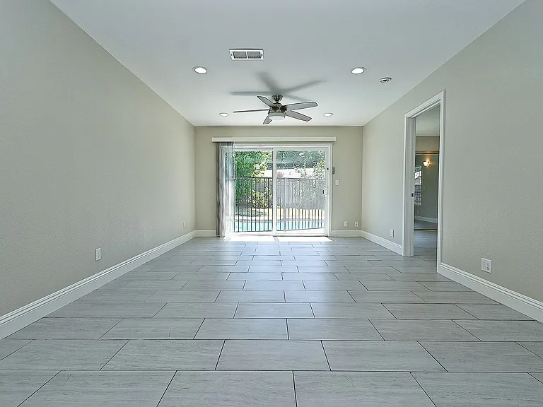 3332 Hogarth Pl — Photo 17