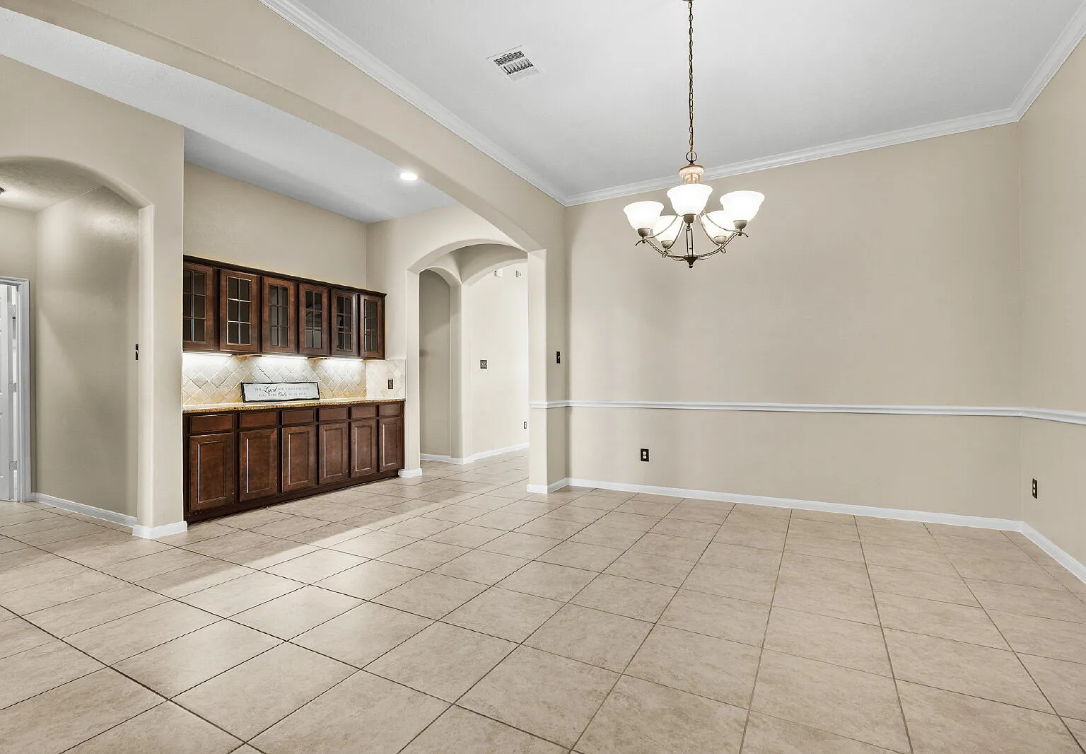4 bed, 3.0 bath, 3252 sqft, $3,300 — Photo 4