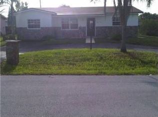 3433 SW 64th Ave, Miramar, FL 33023