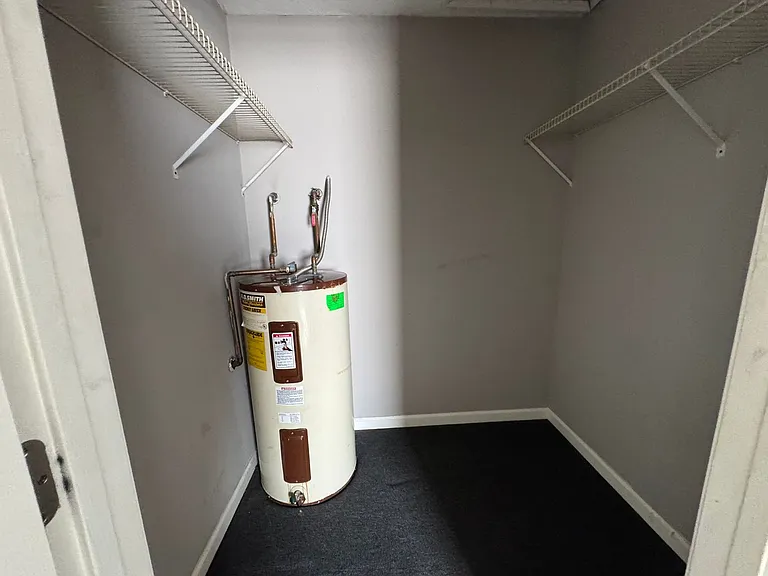 River Valley Apartments — Photo 14