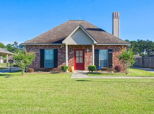 13677 Dunlap Hall Rd, Walker, LA 70785