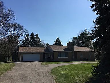 1st image of 630 Ottawa Dr