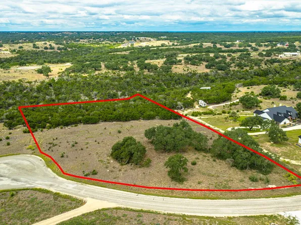 65 Tablerock Dr, Kerrville, TX 78028