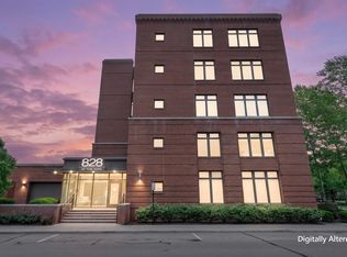 828 Bobcat Ave APT 404, Columbus, OH 43212