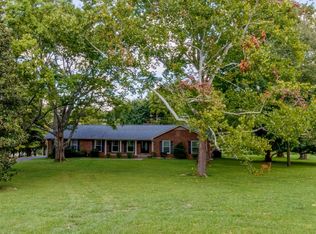 1735 Cedarcroft Dr, Clarksville, TN 37043