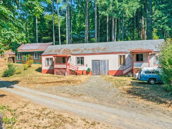 88869 Alder St, Swisshome, OR 97480
