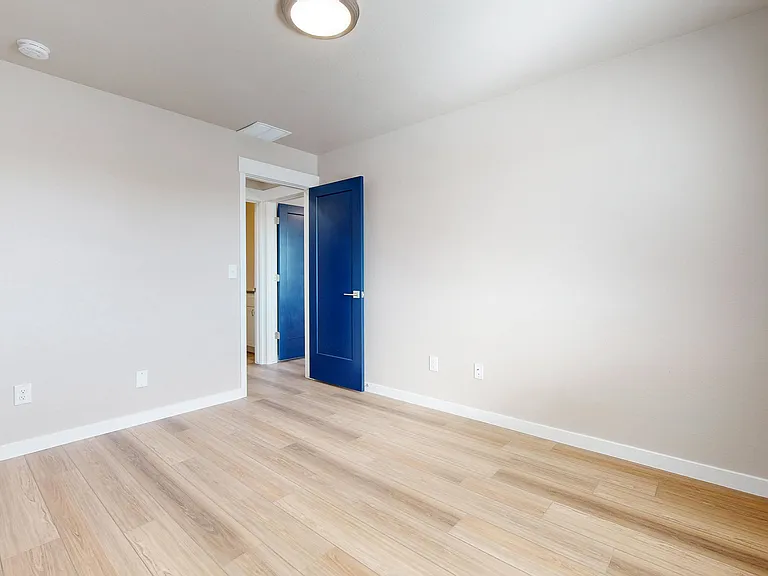 1027 Eagle Dr — Photo 16
