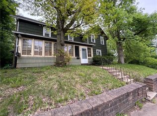 727 Wooster Rd N, Barberton, OH 44203
