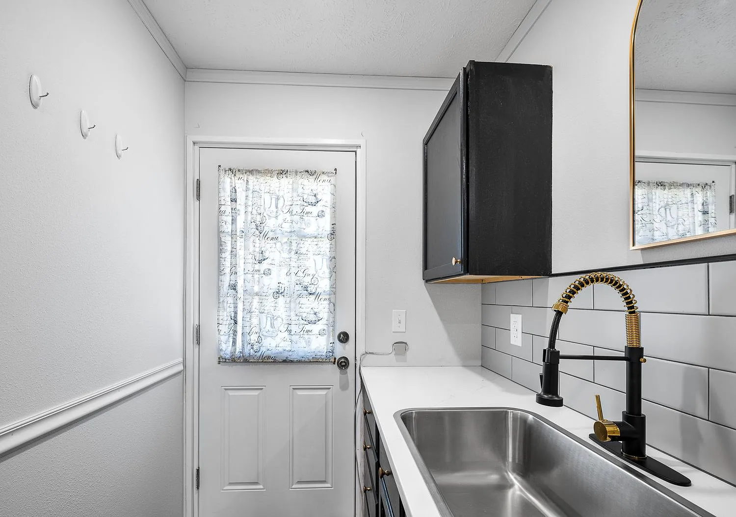 2 bed, 1.0 bath, 700 sqft, $850 — Photo 4