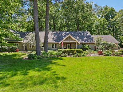 62 Morningside Dr, Chagrin Falls, OH, 44022