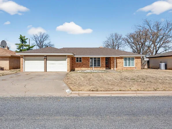 233 E 26th St, Littlefield, TX 79339