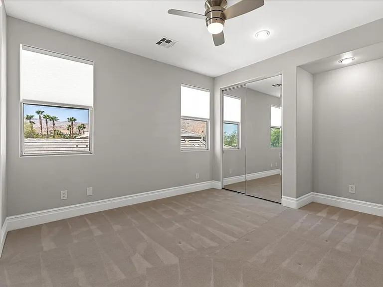 3043 Red Springs Dr — Photo 23