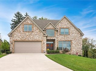 115 Curry Ct, Coraopolis, PA 15108