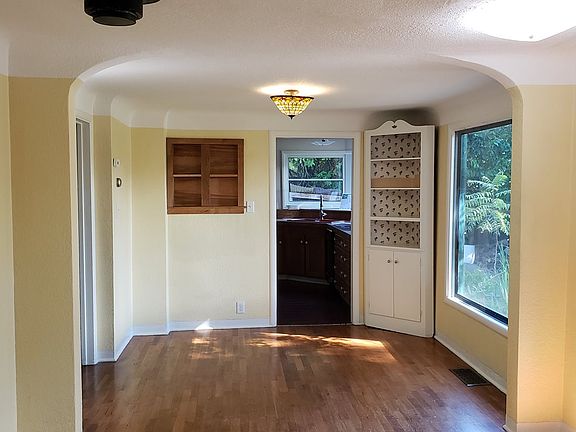 3rd image of 3398 Olive St