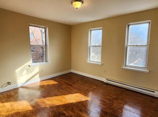 1999 1/2 N 52nd St #2R, Philadelphia, PA 19131
