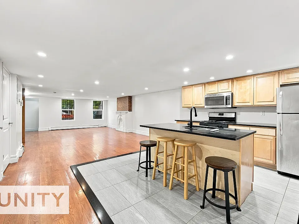 459 Lexington Ave #1B