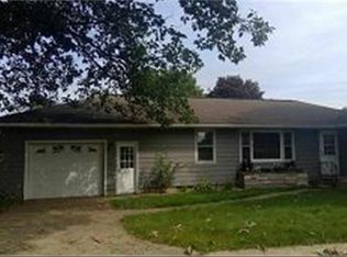1812 Bremer Pkwy, Waverly, IA 50677