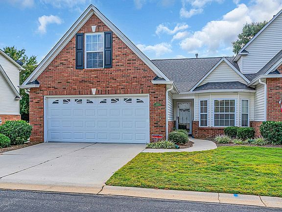 2nd image of 109 Wyndham Ct