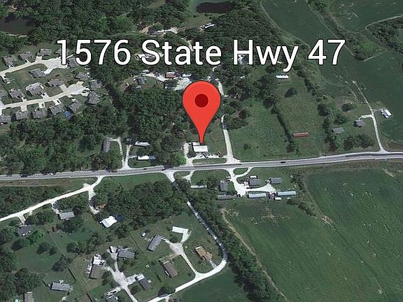 4th image of 1576 E Highway 47