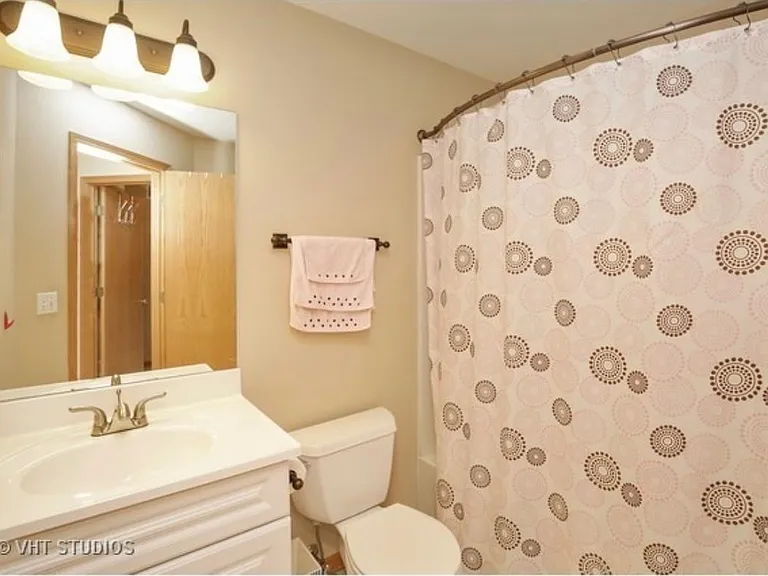 9913 Thornton Way #9913 — Photo 10