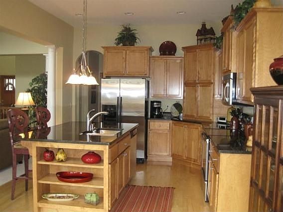 5th image of 3521 Sequoia Cir