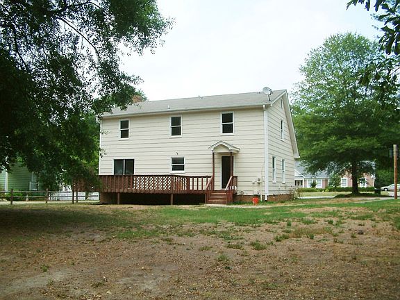 Huge private back yard