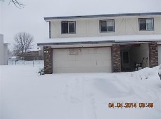 6817 Sandlewood Rd, Woodbury, MN 55125