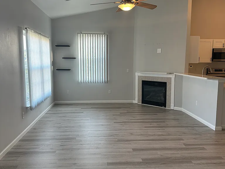 43075 Strand Dr — Photo 6