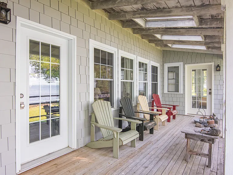 419 N End Rd E — Photo 94