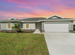 129 SW 9th Pl, Cape Coral, FL 33991