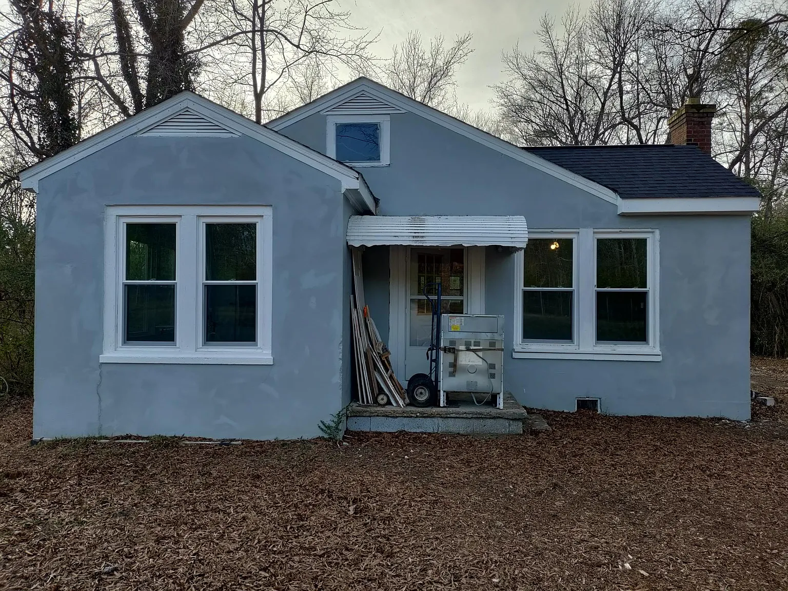 3 bed, 980 sqft, $1,550 — Photo 1