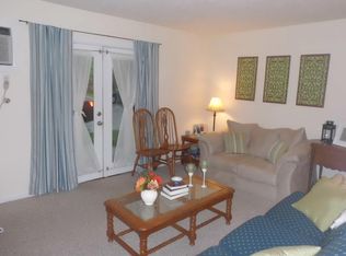 2980 Winter Garden Dr #1, Lexington, KY 40517