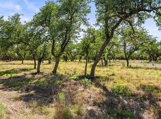 300 Stonegate Ln, Dripping Springs, TX 78620