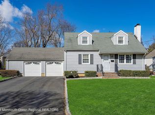 47 James St, Shrewsbury, NJ