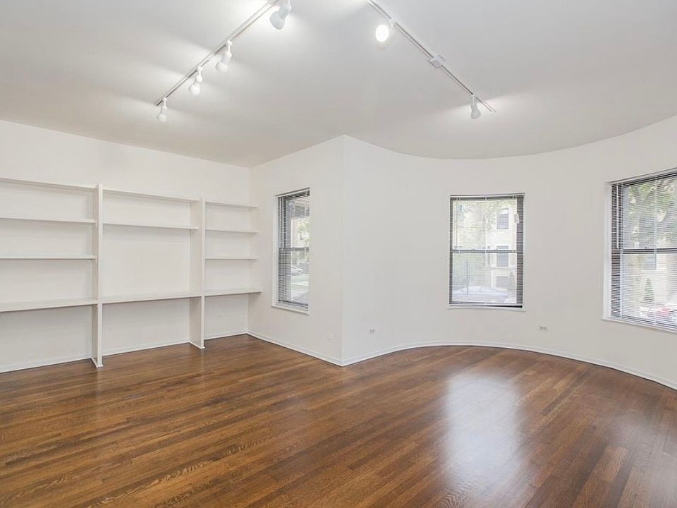 1st image of 3450 N Elaine Pl APT 1