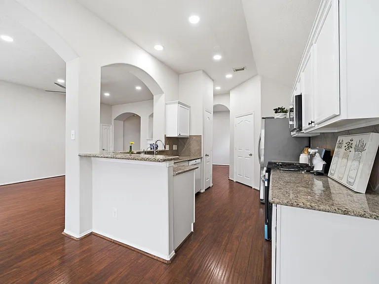815 Osprey Pass — Photo 10