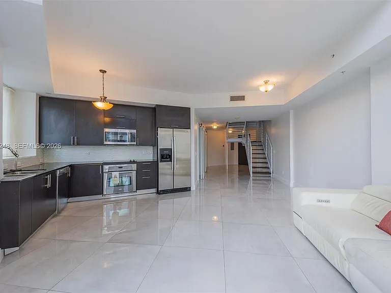 60 SW 13th St #3424 — Photo 7